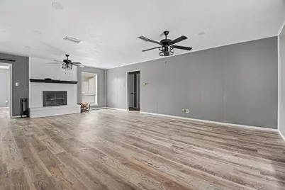 1629 Brent Court, Grand Prairie, TX 75051 - Photo 12