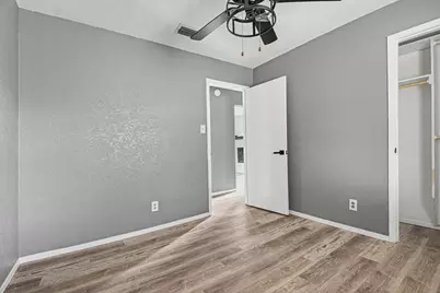 1629 Brent Court, Grand Prairie, TX 75051 - Photo 16