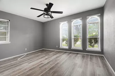 1629 Brent Court, Grand Prairie, TX 75051 - Photo 18