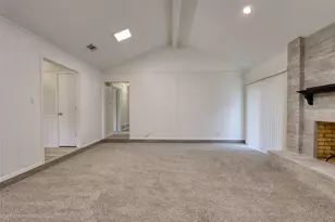 306 Larry Dr, Duncanville, TX 75137 - Photo 10