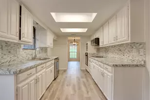 306 Larry Dr, Duncanville, TX 75137 - Photo 14