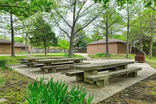 306 Larry Dr, Duncanville, TX 75137 - Photo 6