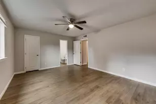 4200 Snow Mass Dr, Arlington, TX 76016 - Photo 12