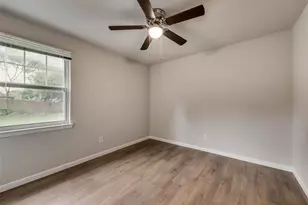 4200 Snow Mass Dr, Arlington, TX 76016 - Photo 10