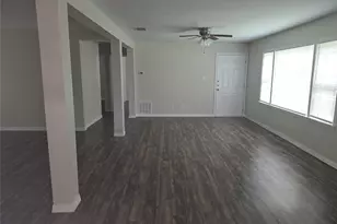 502 N Church St, Decatur, TX 76234 - Photo 2