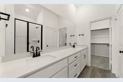 5925 Laurel Lake Lane, Pilot Point, TX 76258 - Photo 10