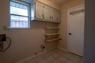 12706 Whispering Hills Dr, Dallas, TX 75243 - Photo 20
