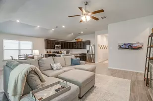 9912 Mescalbean Blvd, Fort Worth, TX 76036 - Photo 14