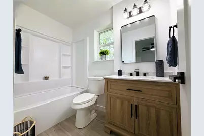 2933 Hunting Drive, Fort Worth, TX 76119 - Photo 12