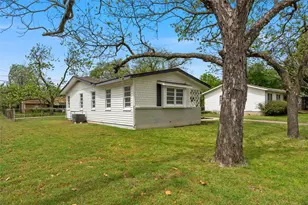 1100 N 66th St, Waco, TX 76710 - Photo 30