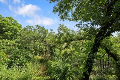 1005 Acorn Court, Arlington, TX 76012 - Photo 40