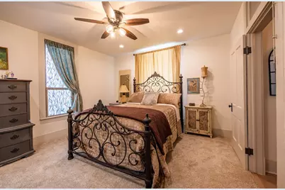 309 E Franklin Street, Hillsboro, TX 76645 - Photo 14