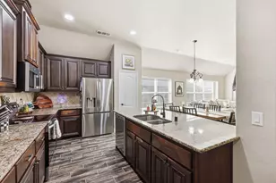 324 Sherbrook St, Van Alstyne, TX 75495 - Photo 6