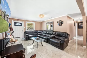 333 Sparks St, Grand Prairie, TX 75051 - Photo 4