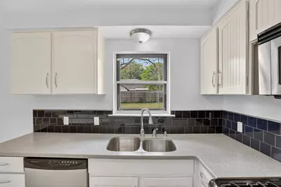 1716 Chip N Dale Drive, Arlington, TX 76012 - Photo 8