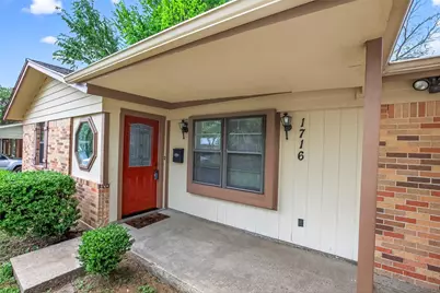 1716 Chip N Dale Drive, Arlington, TX 76012 - Photo 2