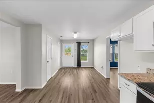 657 E Commerce St, Fairfield, TX 75840 - Photo 16