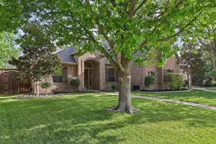 219 High Point Dr, Murphy, TX 75094 - Photo 2