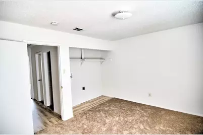 9563 Olde Towne Row, Dallas, TX 75227 - Photo 6