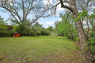 421 E Hull St, Denison, TX 75021 - Photo 30