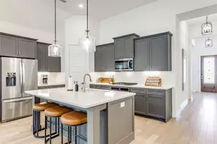 8221 Legacy Oak Dr, McKinney, TX 75071 - Photo 10