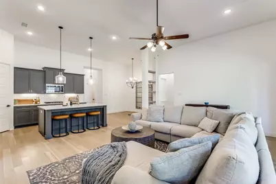 8221 Legacy Oak Drive, McKinney, TX 75071 - Photo 6