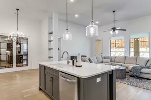 8221 Legacy Oak Dr, McKinney, TX 75071 - Photo 8