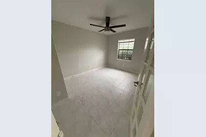 2414 Sunflower Drive, Arlington, TX 76014 - Photo 10