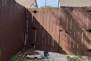 2414 Sunflower Dr, Arlington, TX 76014 - Photo 24