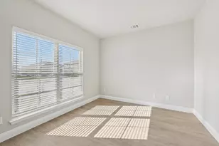 1033 Nighthawk Trl, Alvarado, TX 76009 - Photo 16