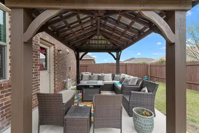 909 First Street, Sanger, TX 76266 - Photo 20