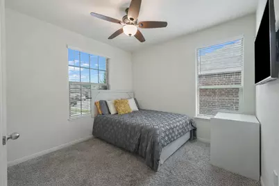 909 First Street, Sanger, TX 76266 - Photo 10