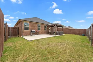 909 First St, Sanger, TX 76266 - Photo 24