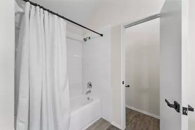 2124 Hickory Ridge Drive, Mesquite, TX 75181 - Photo 10