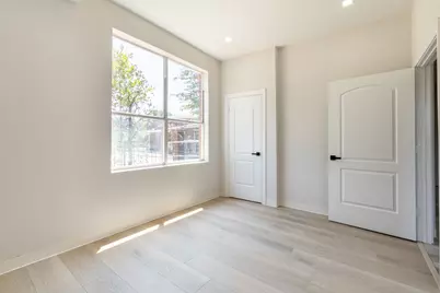 1307 W Abram Street #100, Arlington, TX 76013 - Photo 12