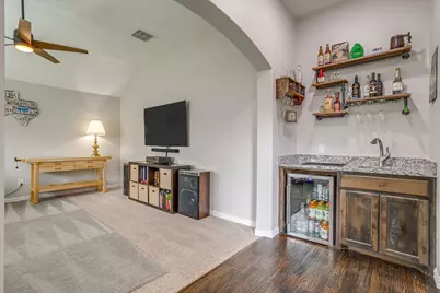 2721 Buffalo Run Drive, Burleson, TX 76028 - Photo 4