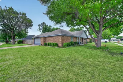 300 Cindy Court, Keller, TX 76248 - Photo 2
