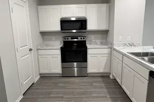 350 Azalea Trail, Granbury, TX 76048 - Photo 8