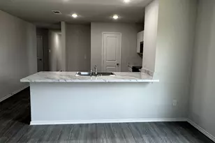 350 Azalea Trail, Granbury, TX 76048 - Photo 6