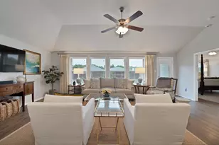 10817 Live Oak Creek Dr, Fort Worth, TX 76108 - Photo 4