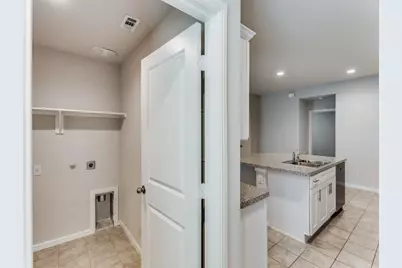 233 Abingdon Street, Azle, TX 76020 - Photo 6