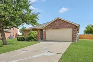 1444 Sun Breeze Dr, Little Elm, TX 75068 - Photo 2