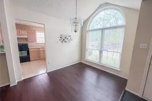 554 Valley View Dr, Lewisville, TX 75067 - Photo 4