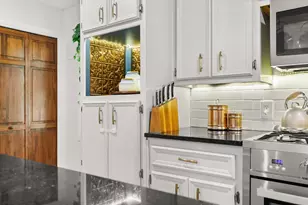 704 W Elizabeth Dr, Robinson, TX 76706 - Photo 14