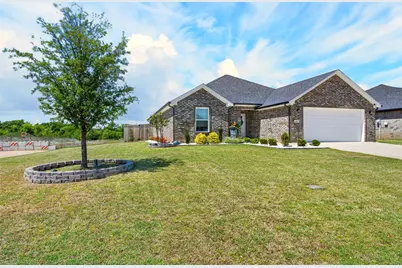 100 Midway Meadows, Pottsboro, TX 75076 - Photo 1