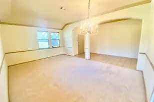 1821 Vintage Dr, Corinth, TX 76210 - Photo 10