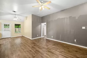 303 Vista Ridge Dr, Venus, TX 76084 - Photo 6