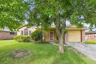303 Vista Ridge Dr, Venus, TX 76084 - Photo 2