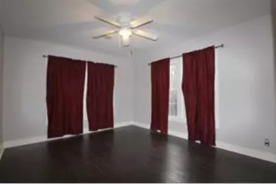 509 W Bullock Street, Denison, TX 75020 - Photo 6