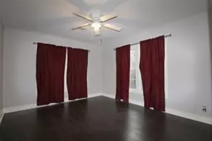 509 W Bullock St, Denison, TX 75020 - Photo 6